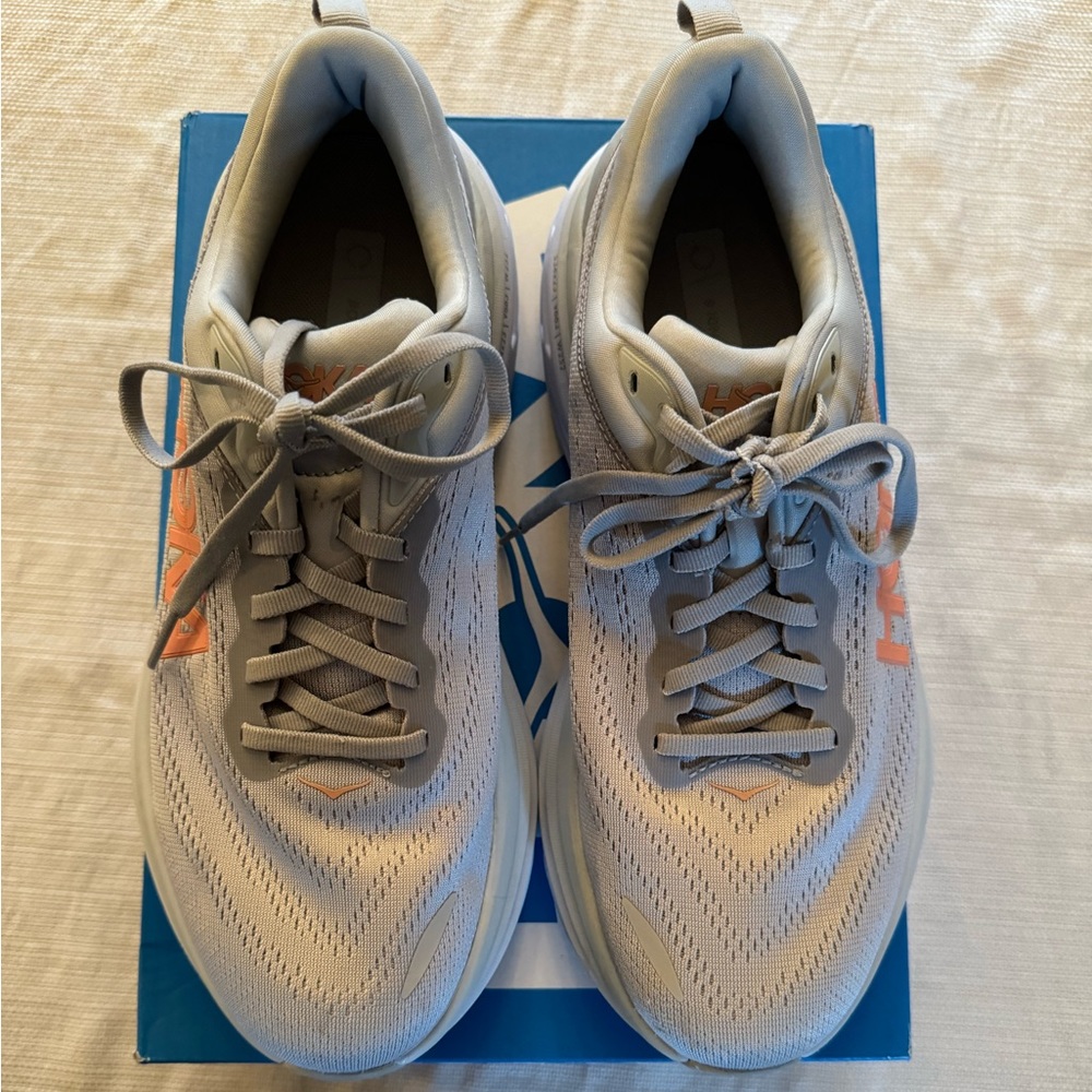 Woman’s Hoka W Bondi 8, 10.5 Wide